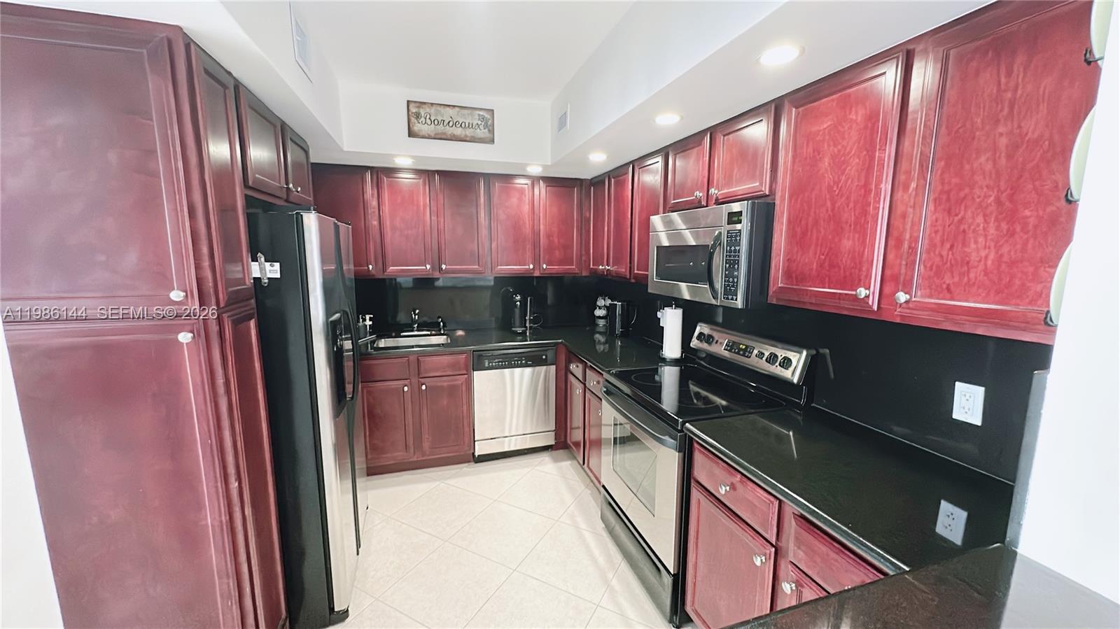 5600 CONDO - Residential Lease