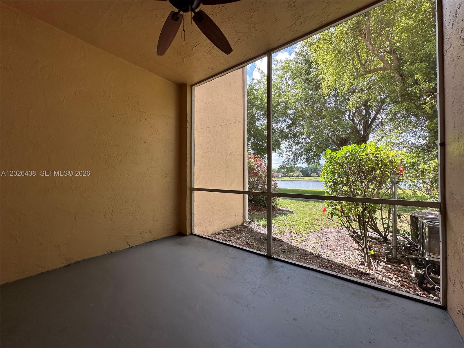 HAMMOCKS TRAILS CONDO - Residential
