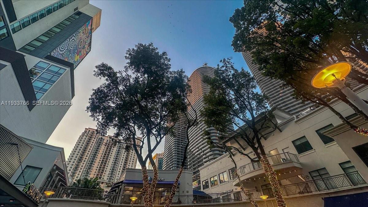 BRICKELL HEIGHTS EAST CON - Residential