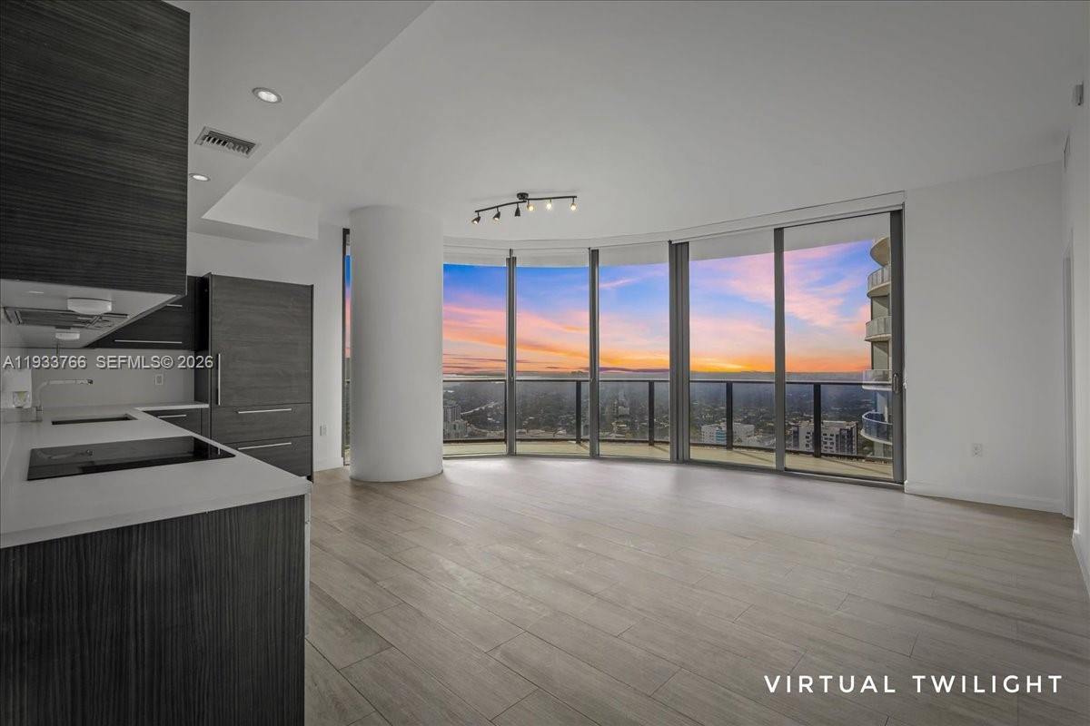 BRICKELL HEIGHTS EAST CON - Residential