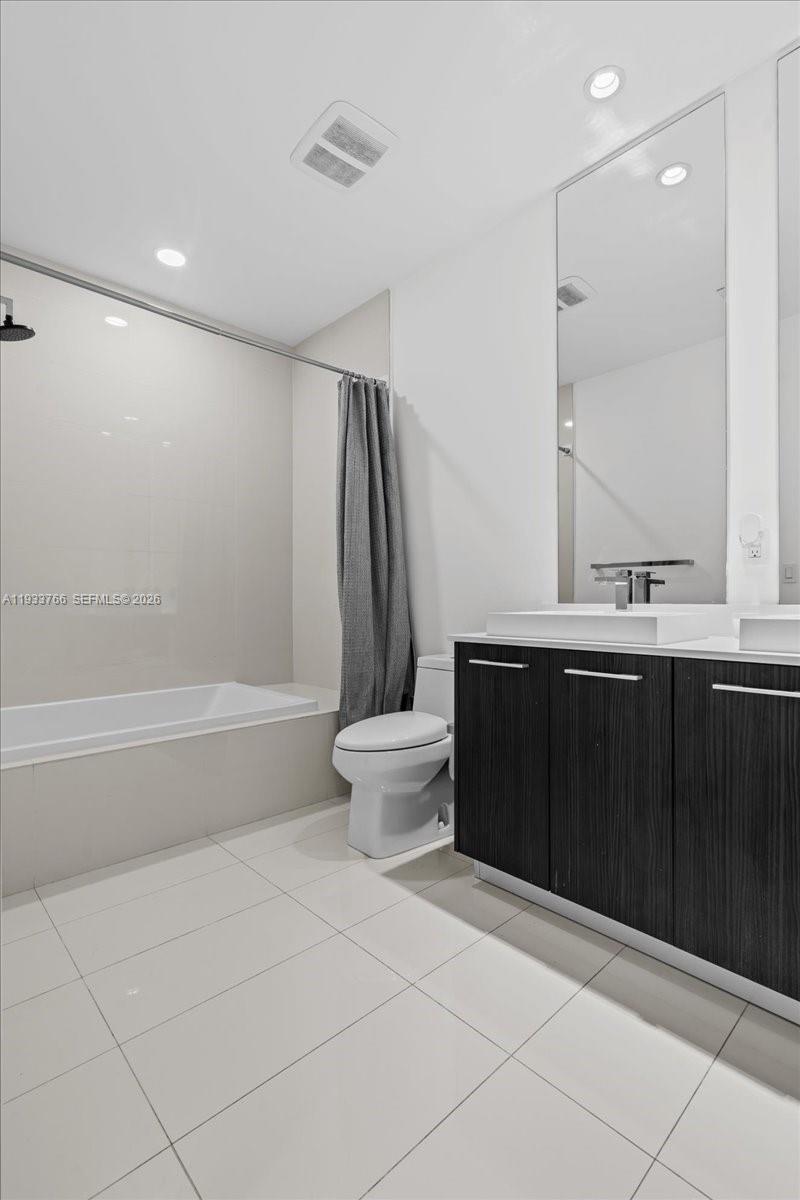 BRICKELL HEIGHTS EAST CON - Residential