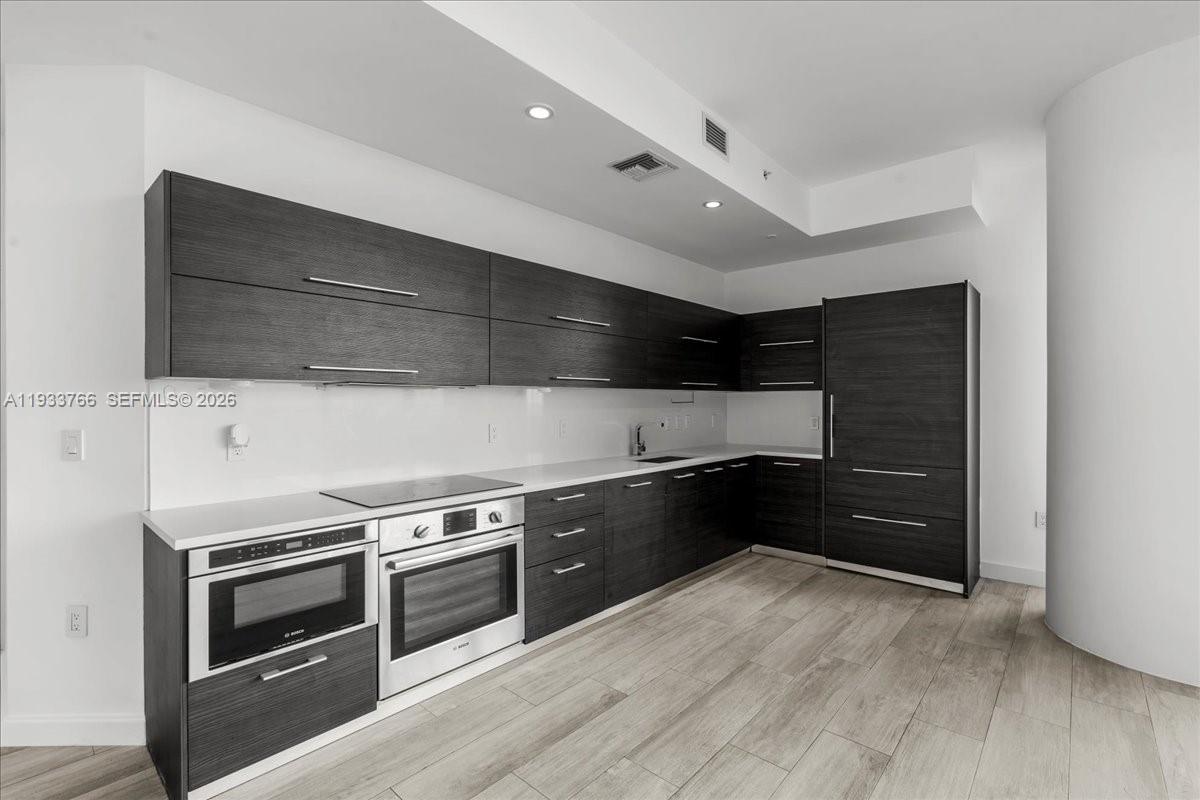 BRICKELL HEIGHTS EAST CON - Residential