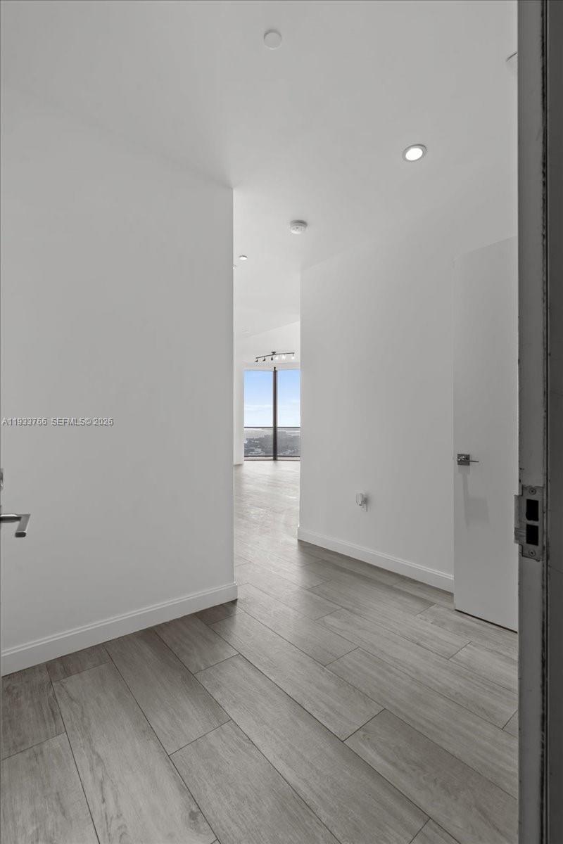 BRICKELL HEIGHTS EAST CON - Residential