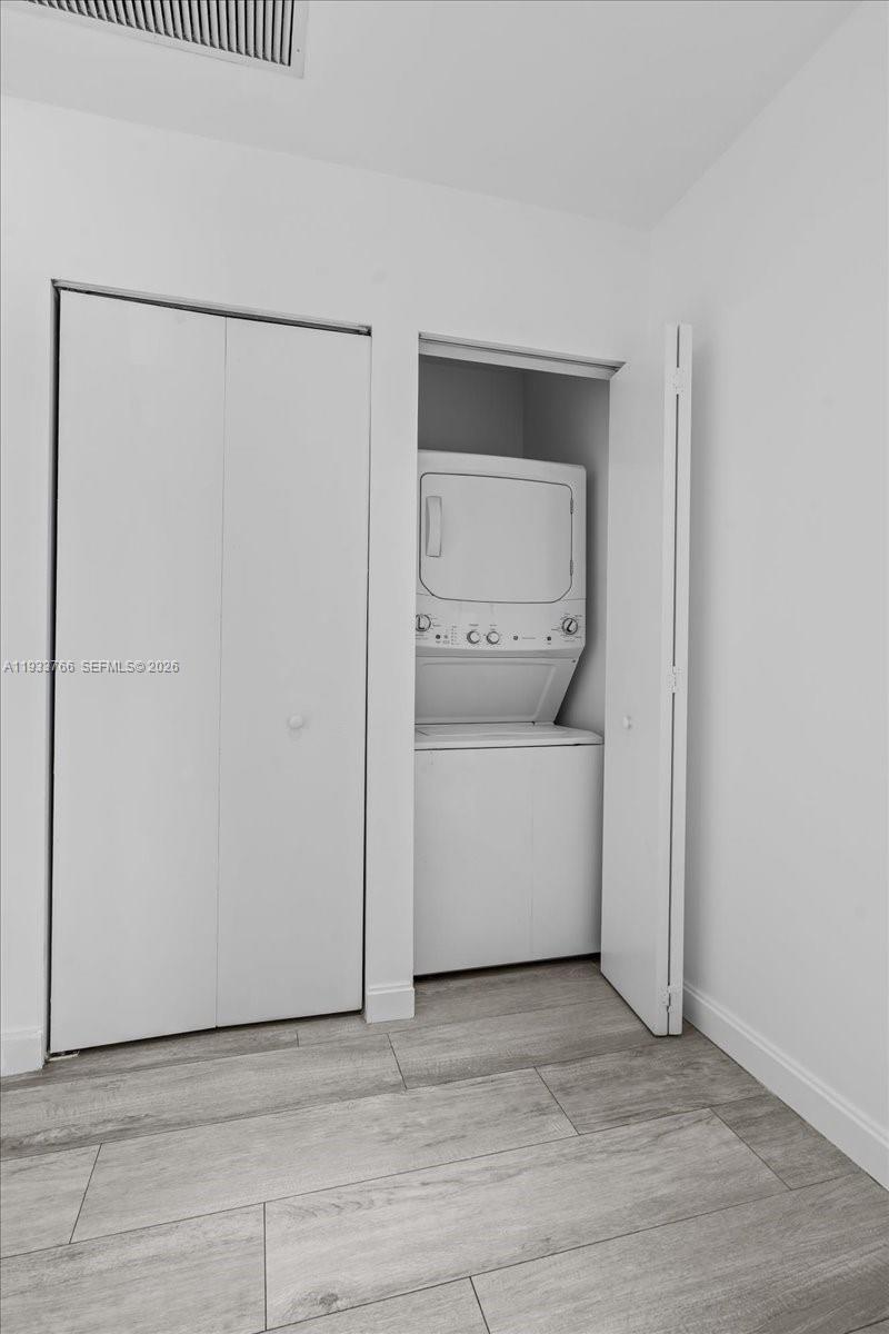 BRICKELL HEIGHTS EAST CON - Residential