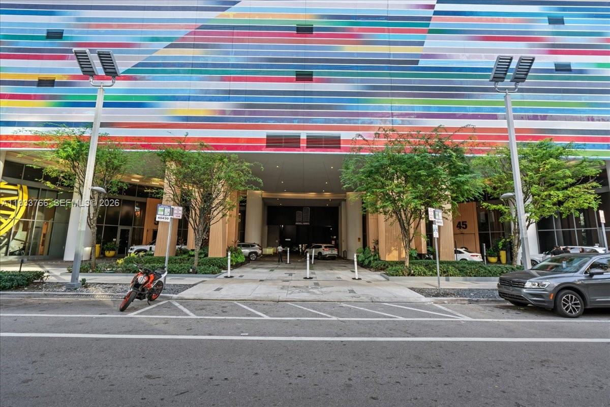 BRICKELL HEIGHTS EAST CON - Residential