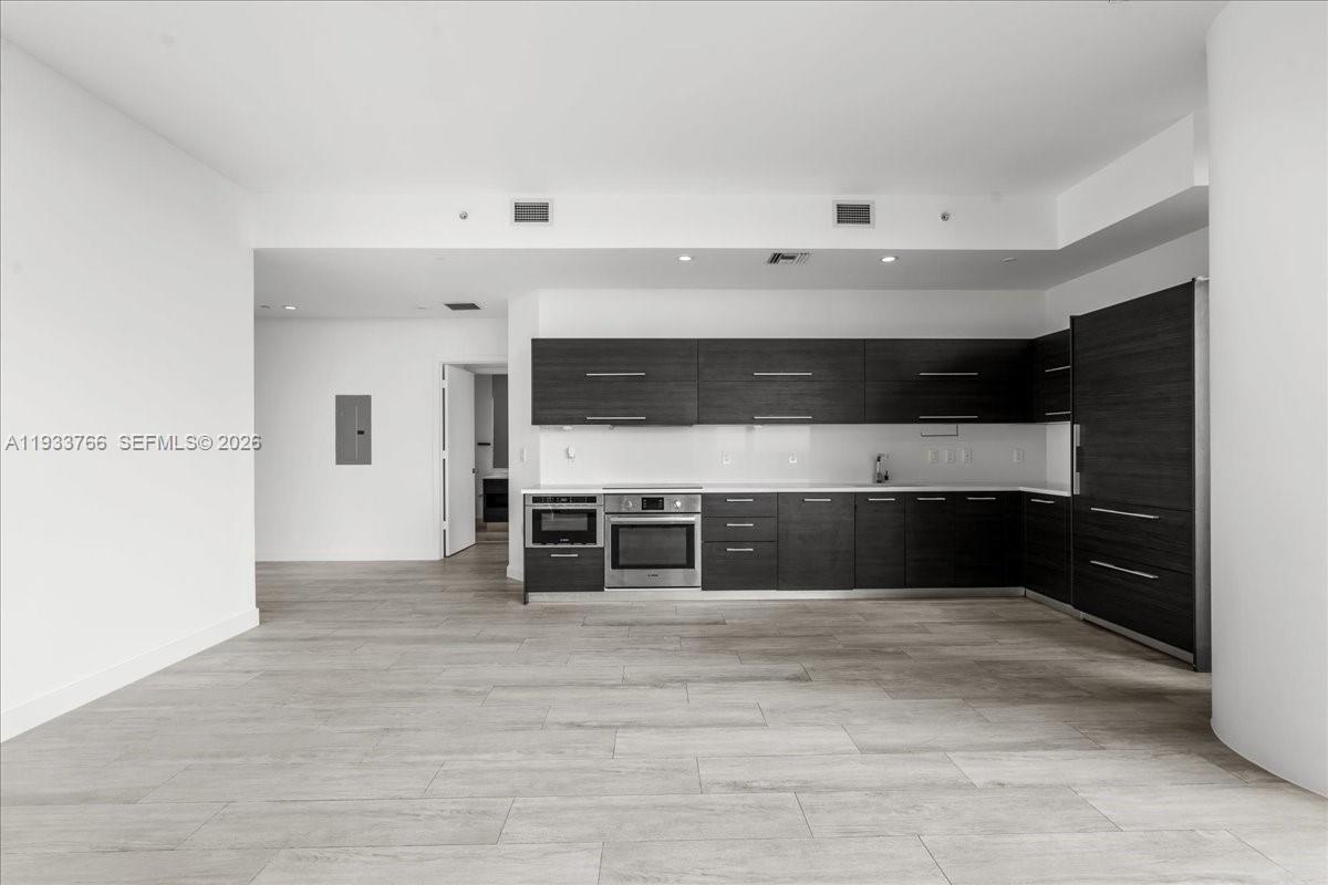 BRICKELL HEIGHTS EAST CON - Residential