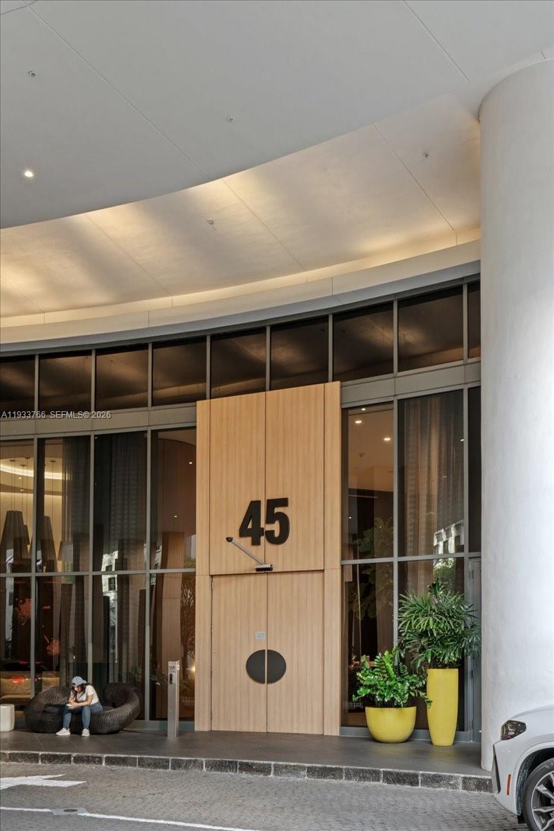 BRICKELL HEIGHTS EAST CON - Residential