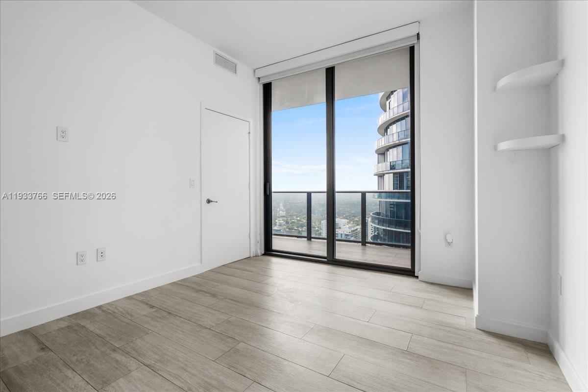 BRICKELL HEIGHTS EAST CON - Residential