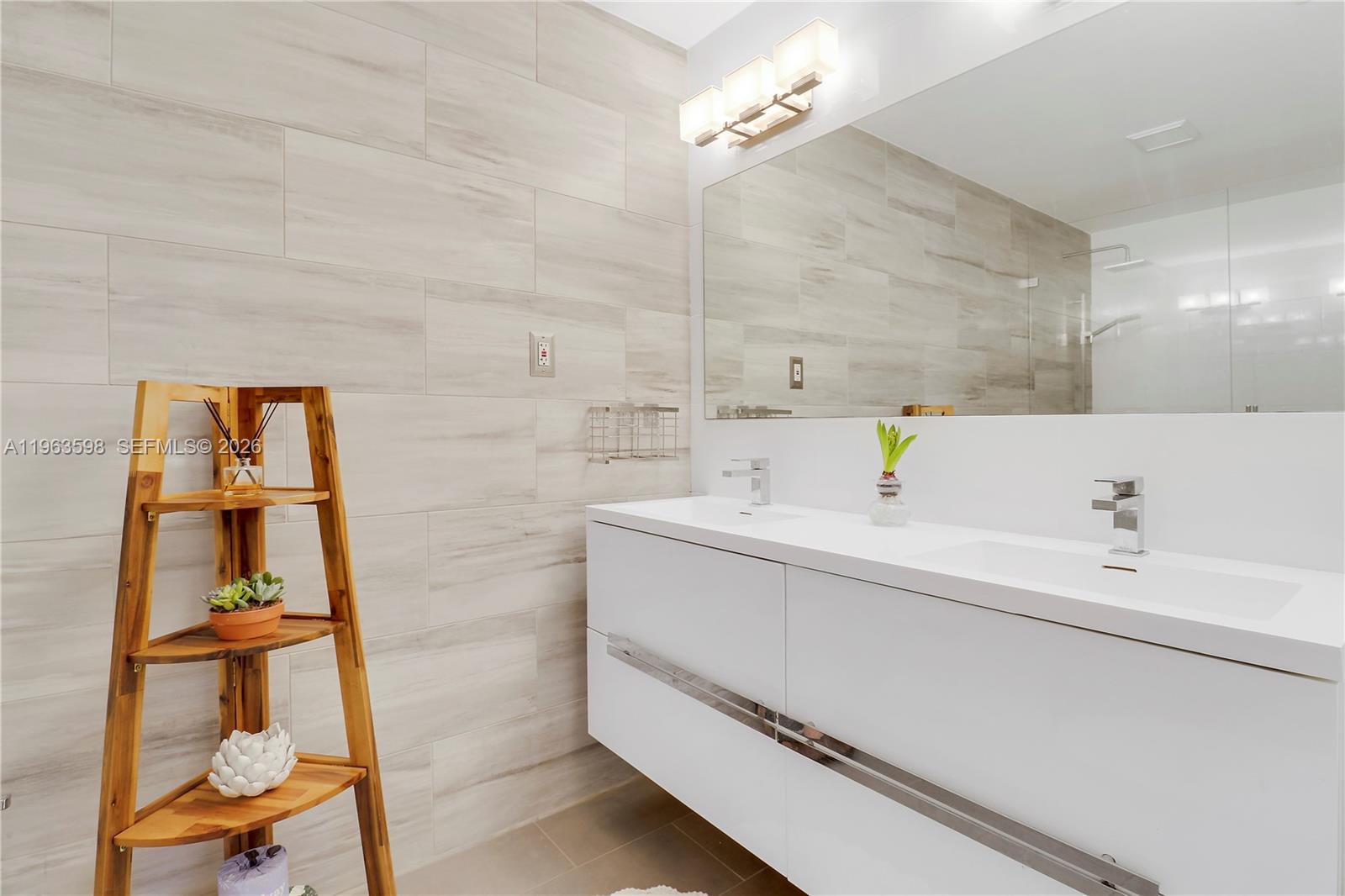 PGA RESORT COMMUNITY OF I - Residential