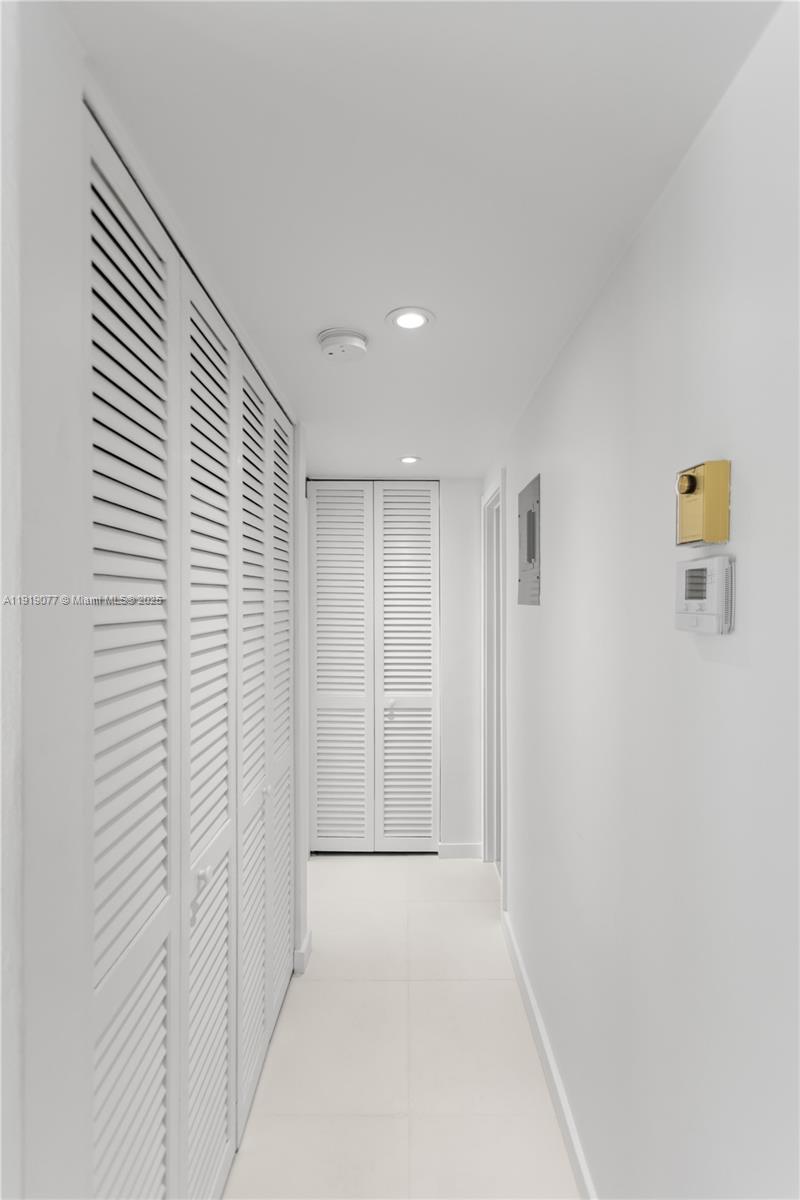 GOLDEN BAY TOWERS CO-OP - Residential