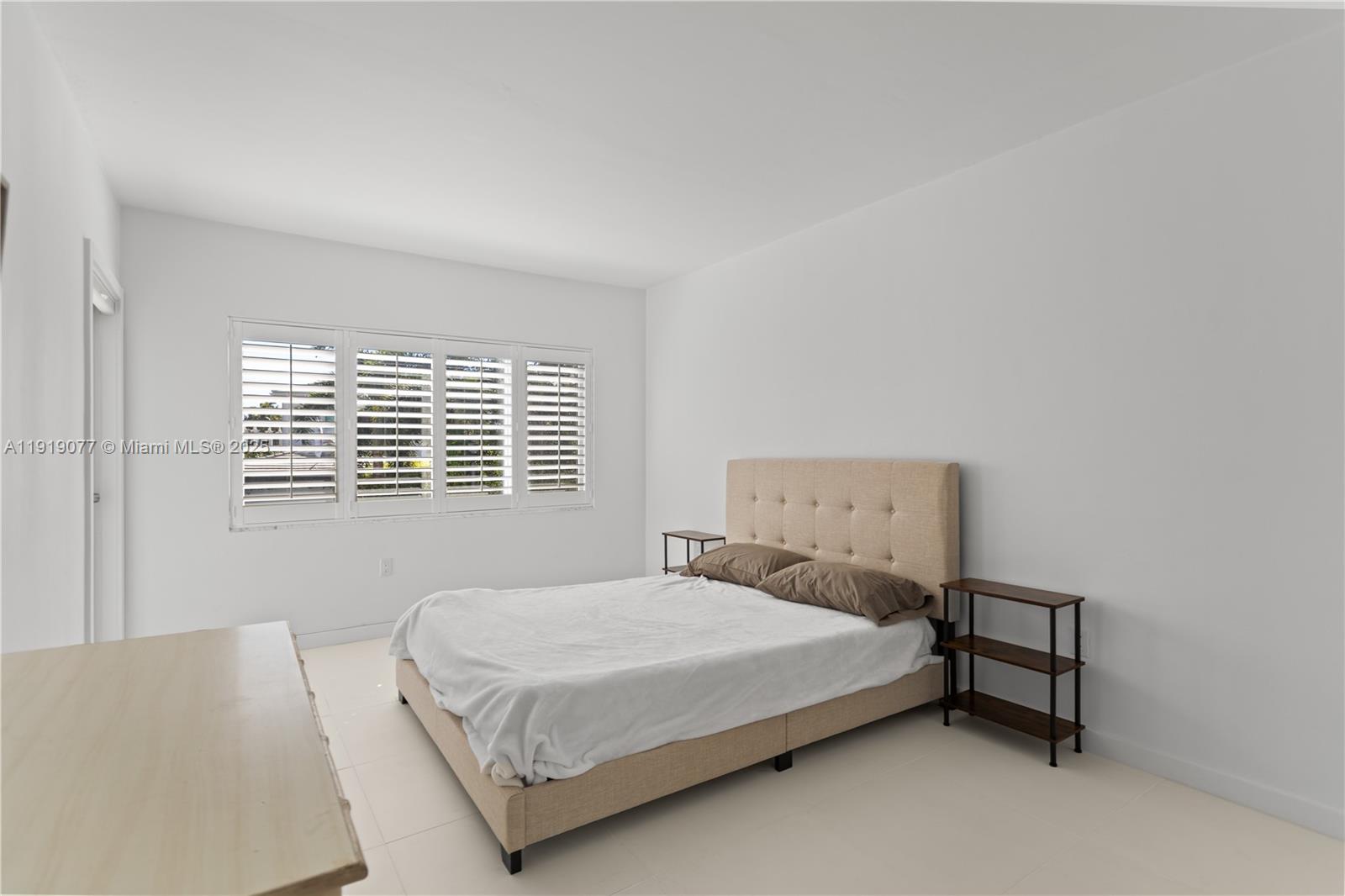 GOLDEN BAY TOWERS CO-OP - Residential