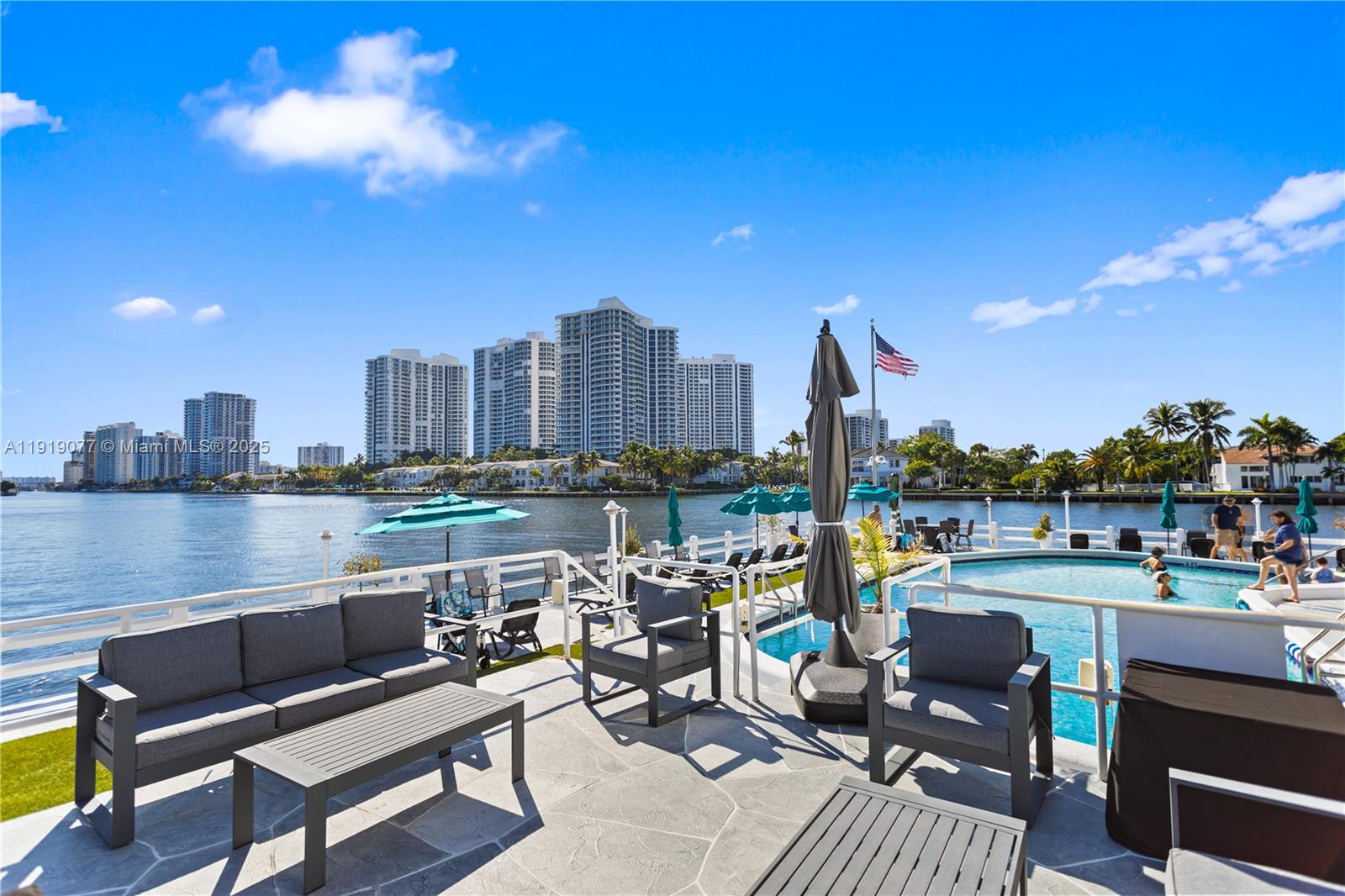 GOLDEN BAY TOWERS CO-OP - Residential