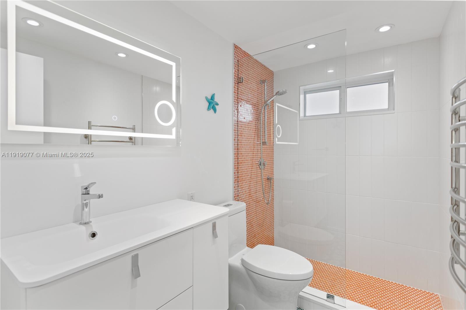 GOLDEN BAY TOWERS CO-OP - Residential