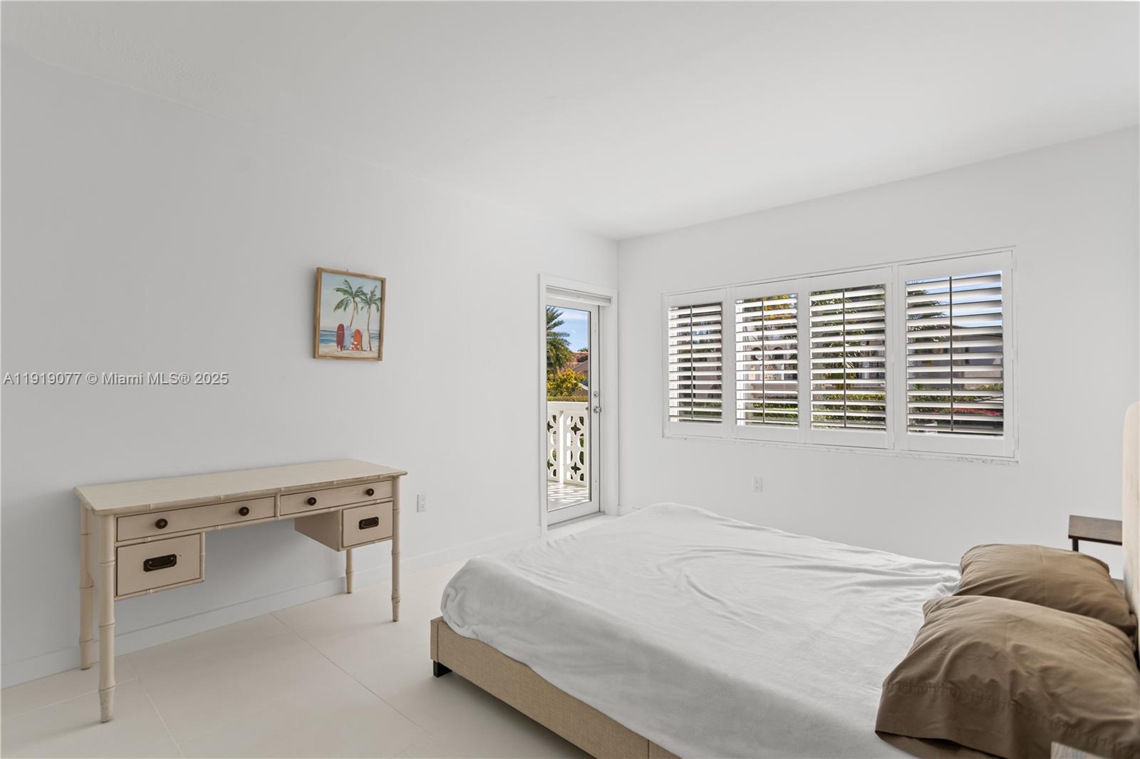 GOLDEN BAY TOWERS CO-OP - Residential