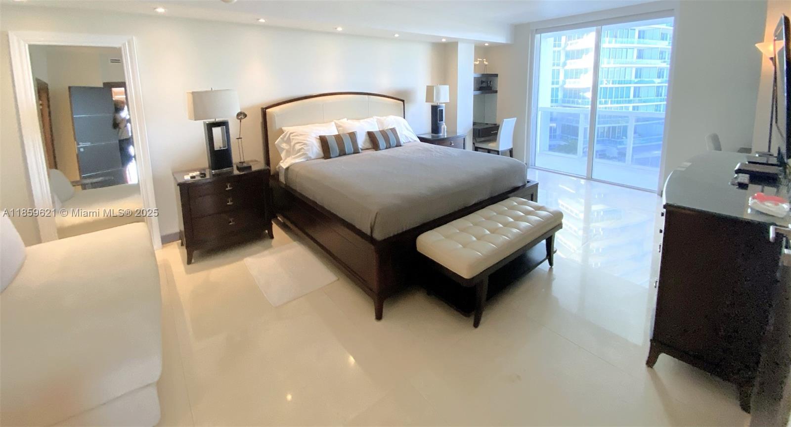 HARBOUR HOUSE - Residential Lease