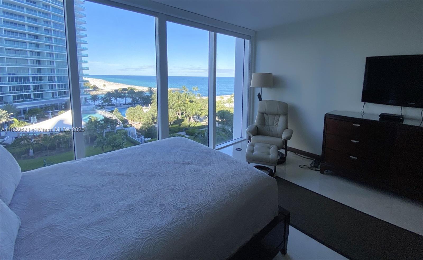 HARBOUR HOUSE - Residential Lease