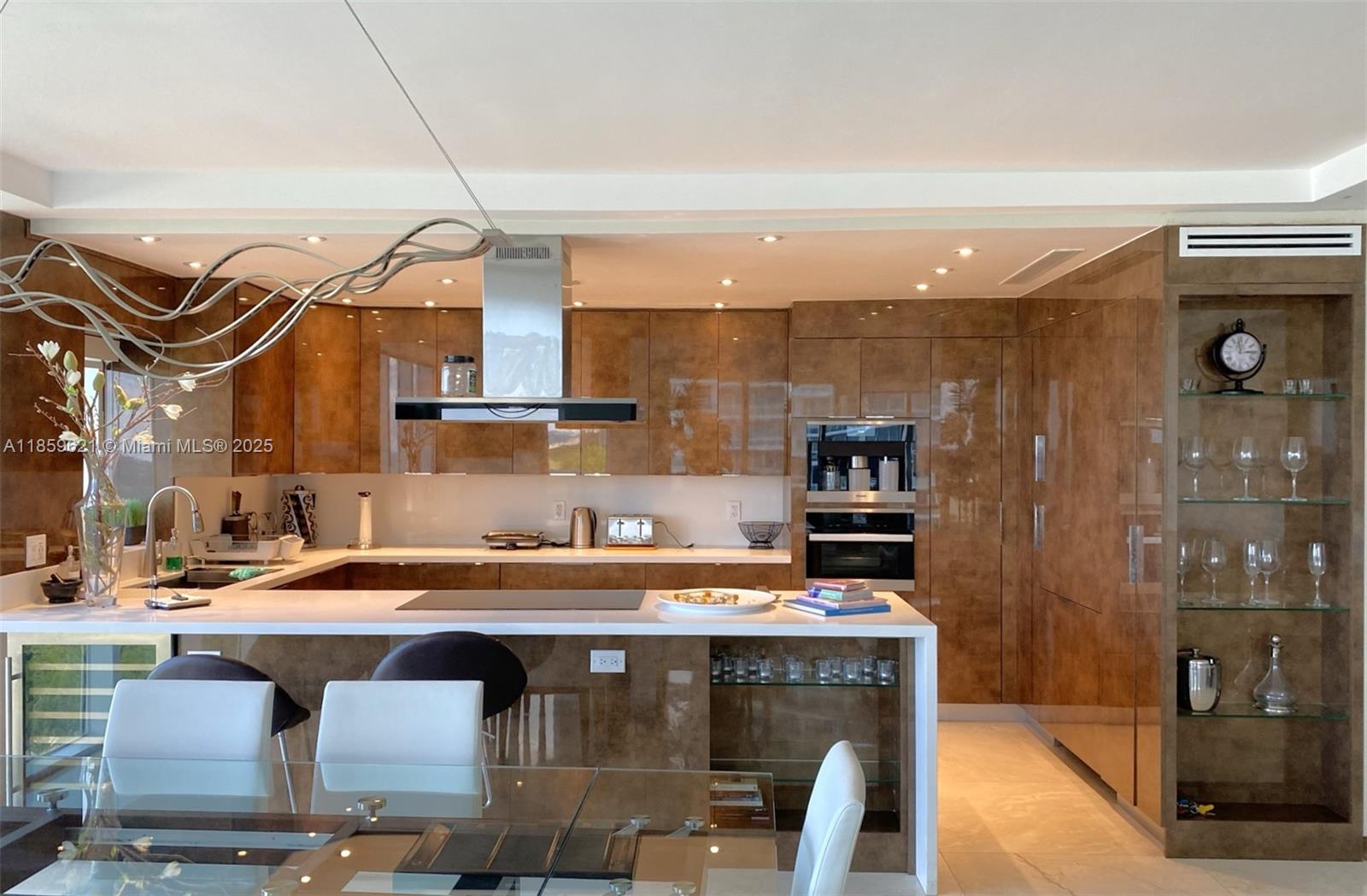 HARBOUR HOUSE - Residential Lease