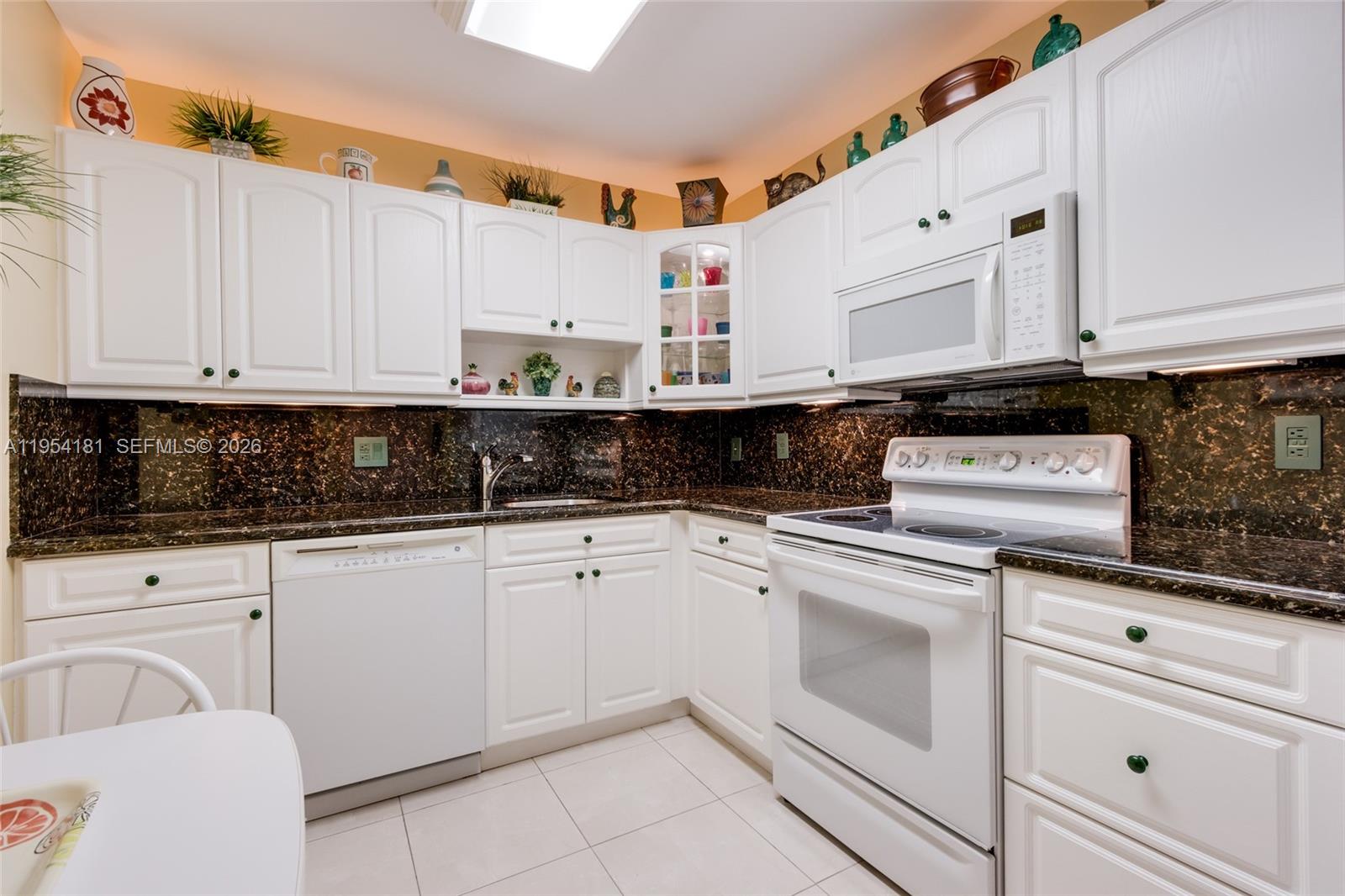 OLYMPUS CONDO - Residential