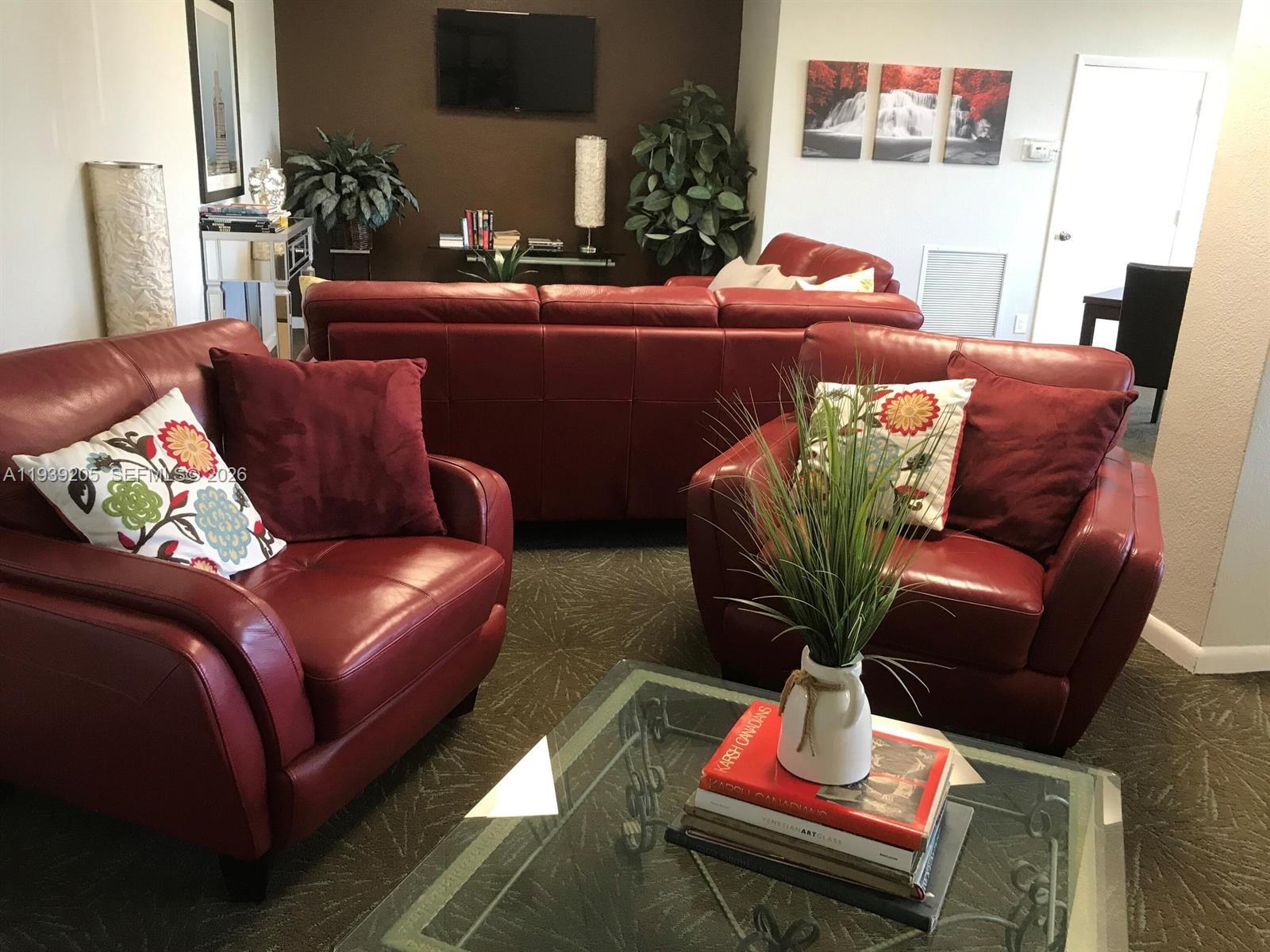 LANDS OF THE PRESIDENT CO - Residential