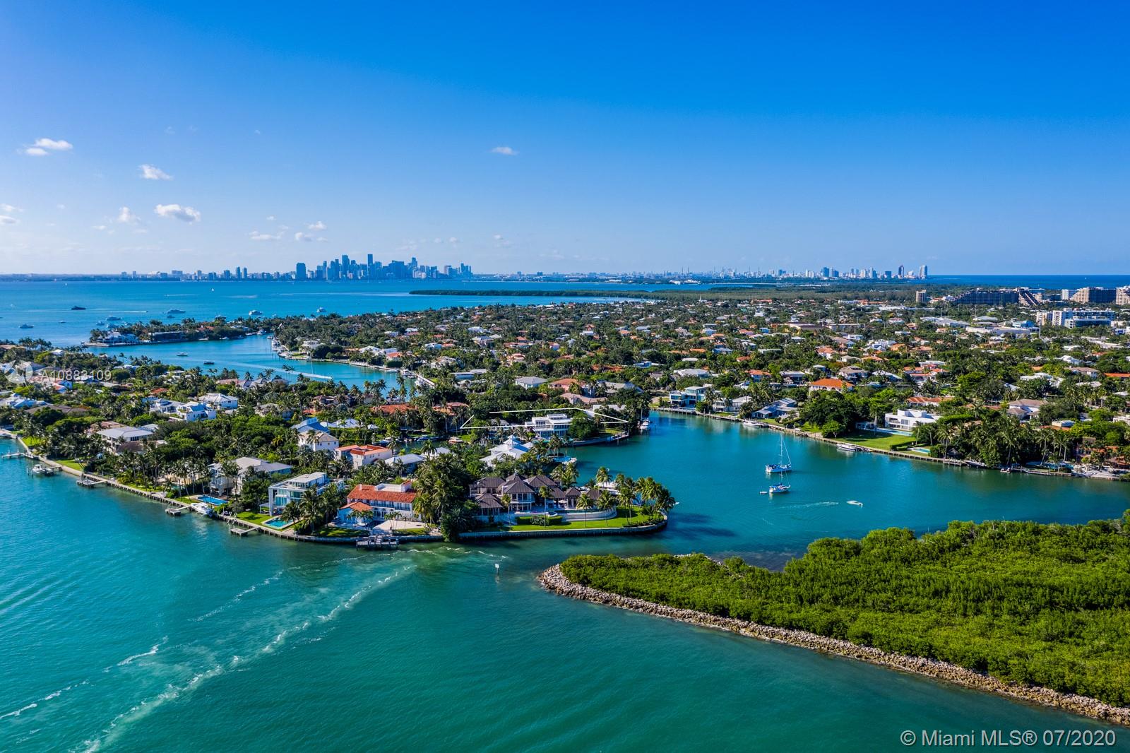 SMUGGLERS COVE - Residential