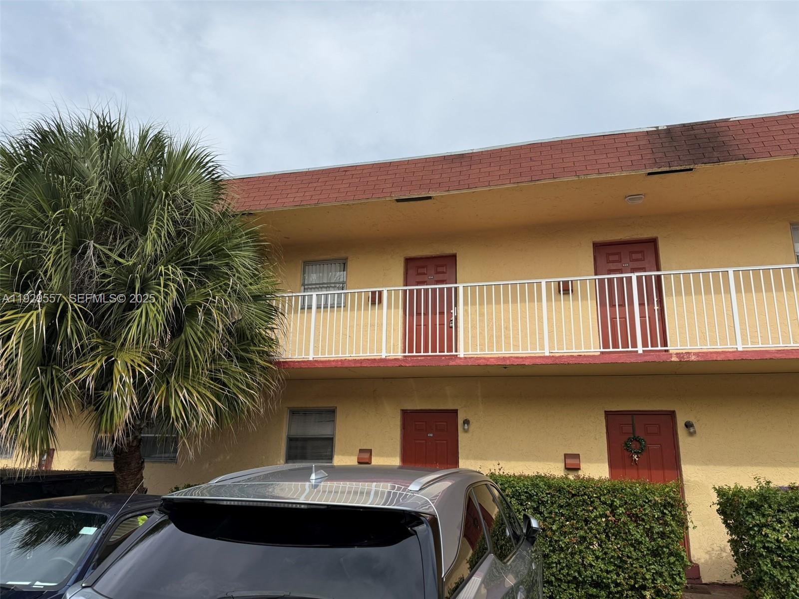 850 E Commercial Blvd 234D