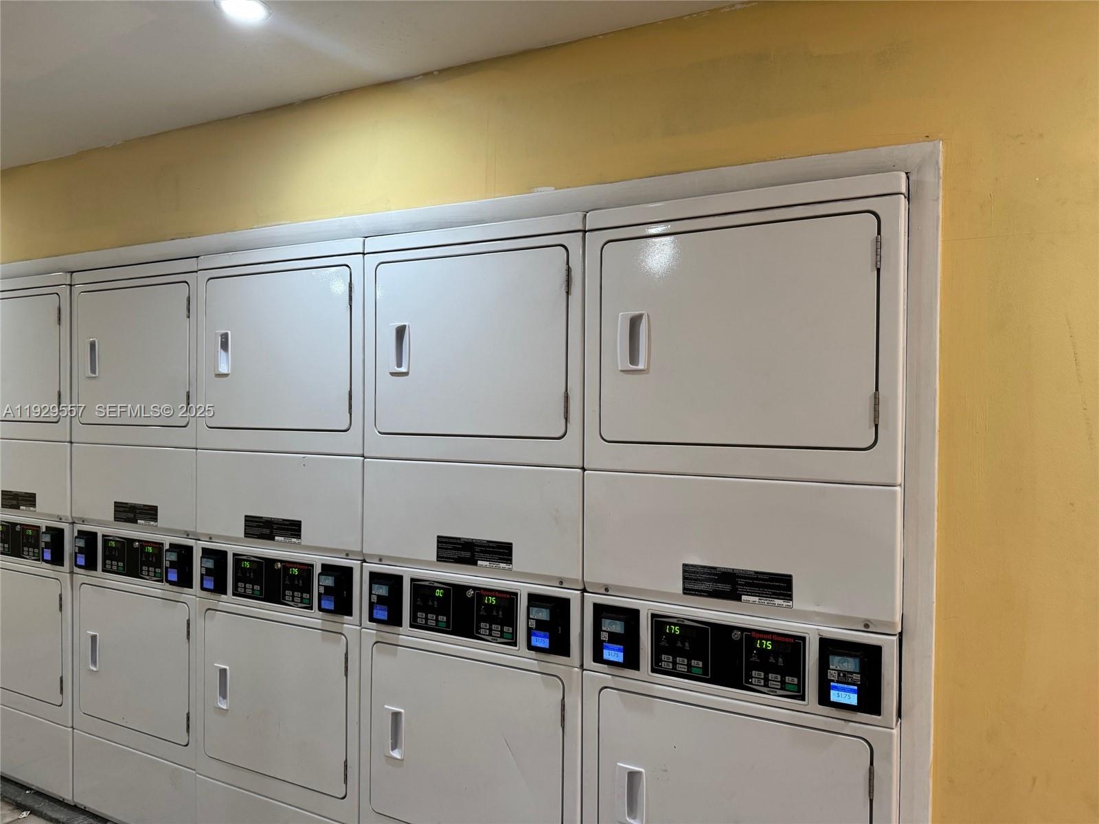 COURTYARDS AT CIMARRON CO - Residential