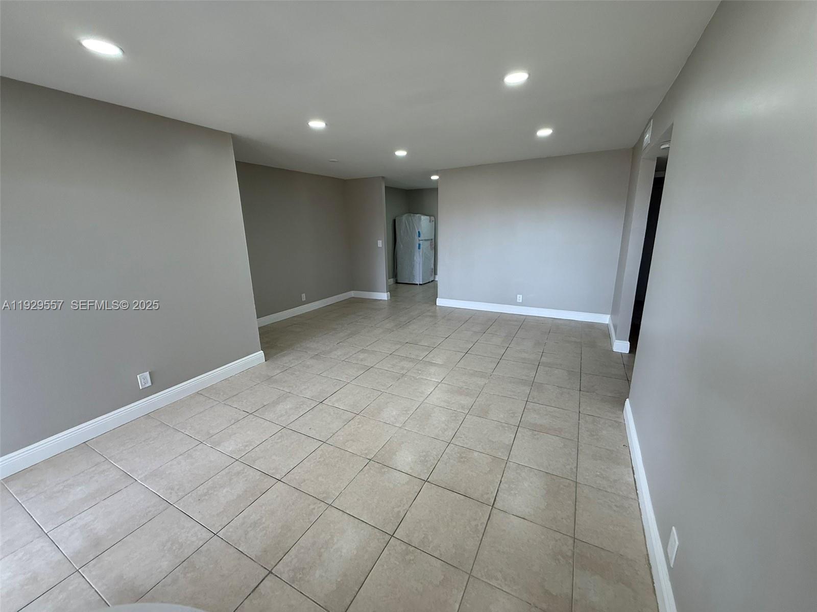 COURTYARDS AT CIMARRON CO - Residential