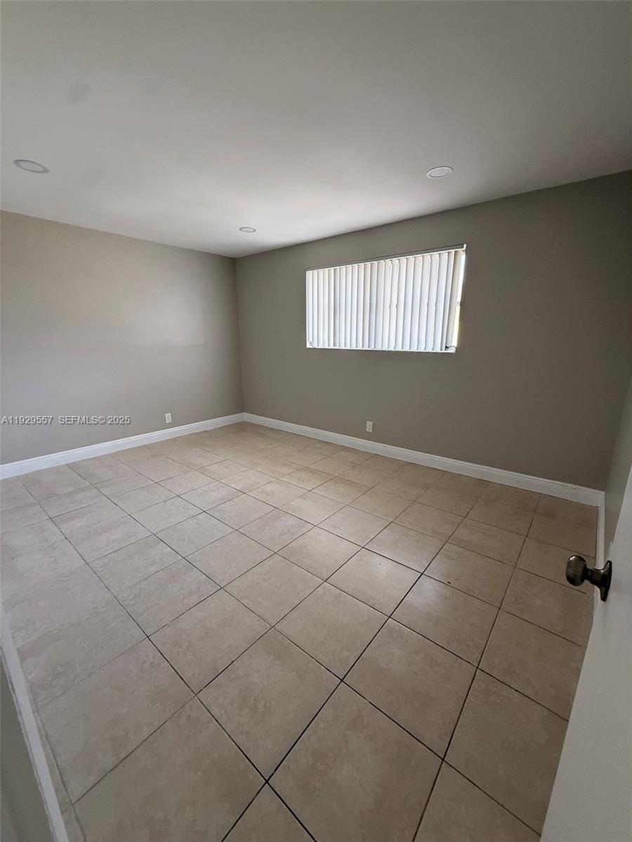 COURTYARDS AT CIMARRON CO - Residential