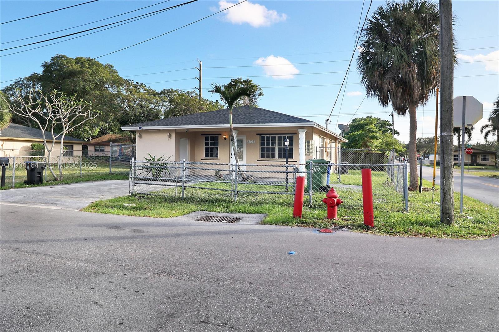 LAUDERDALE HOMESITES - Residential