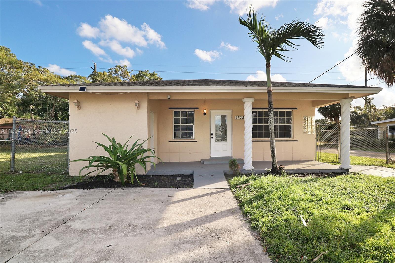 LAUDERDALE HOMESITES - Residential