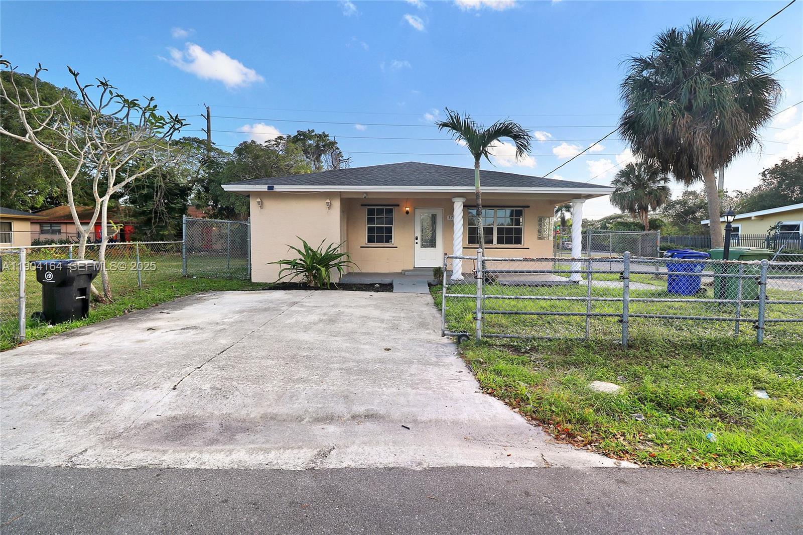 LAUDERDALE HOMESITES - Residential