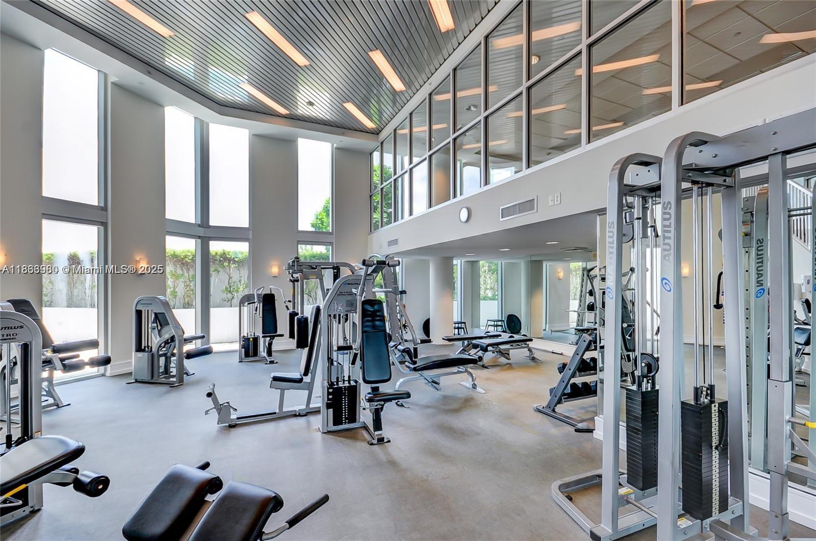 THE ATRIUM AT AVENTURA CO - Residential Lease