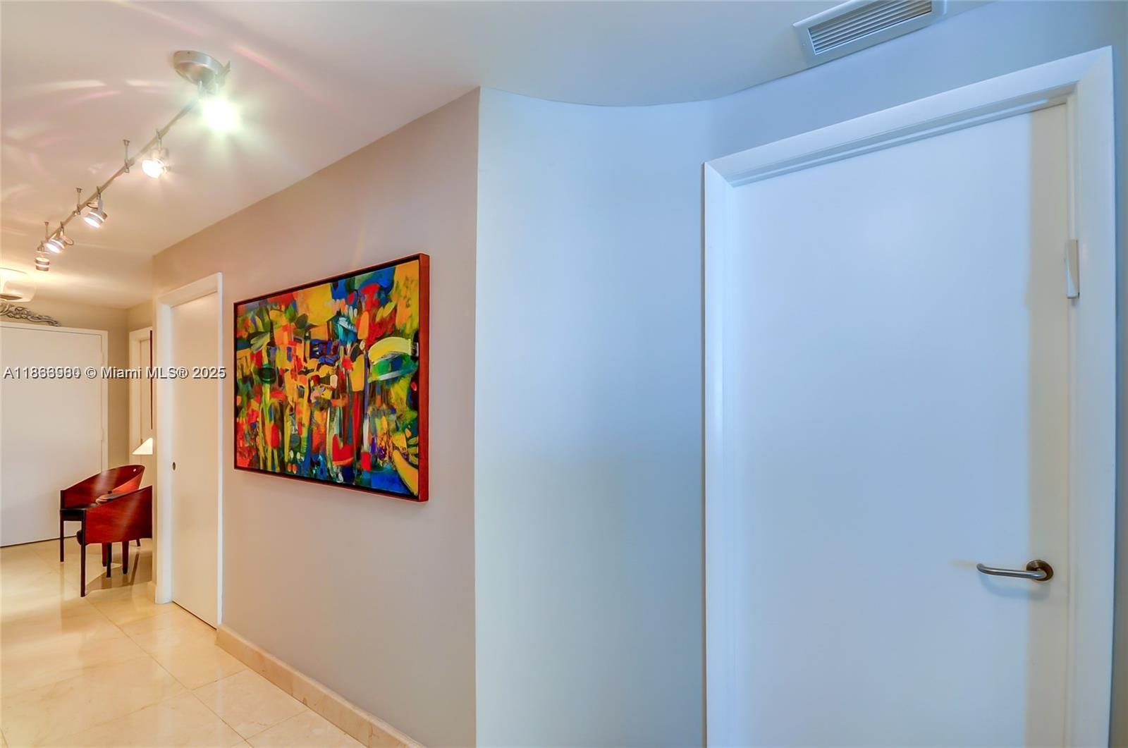 THE ATRIUM AT AVENTURA CO - Residential Lease