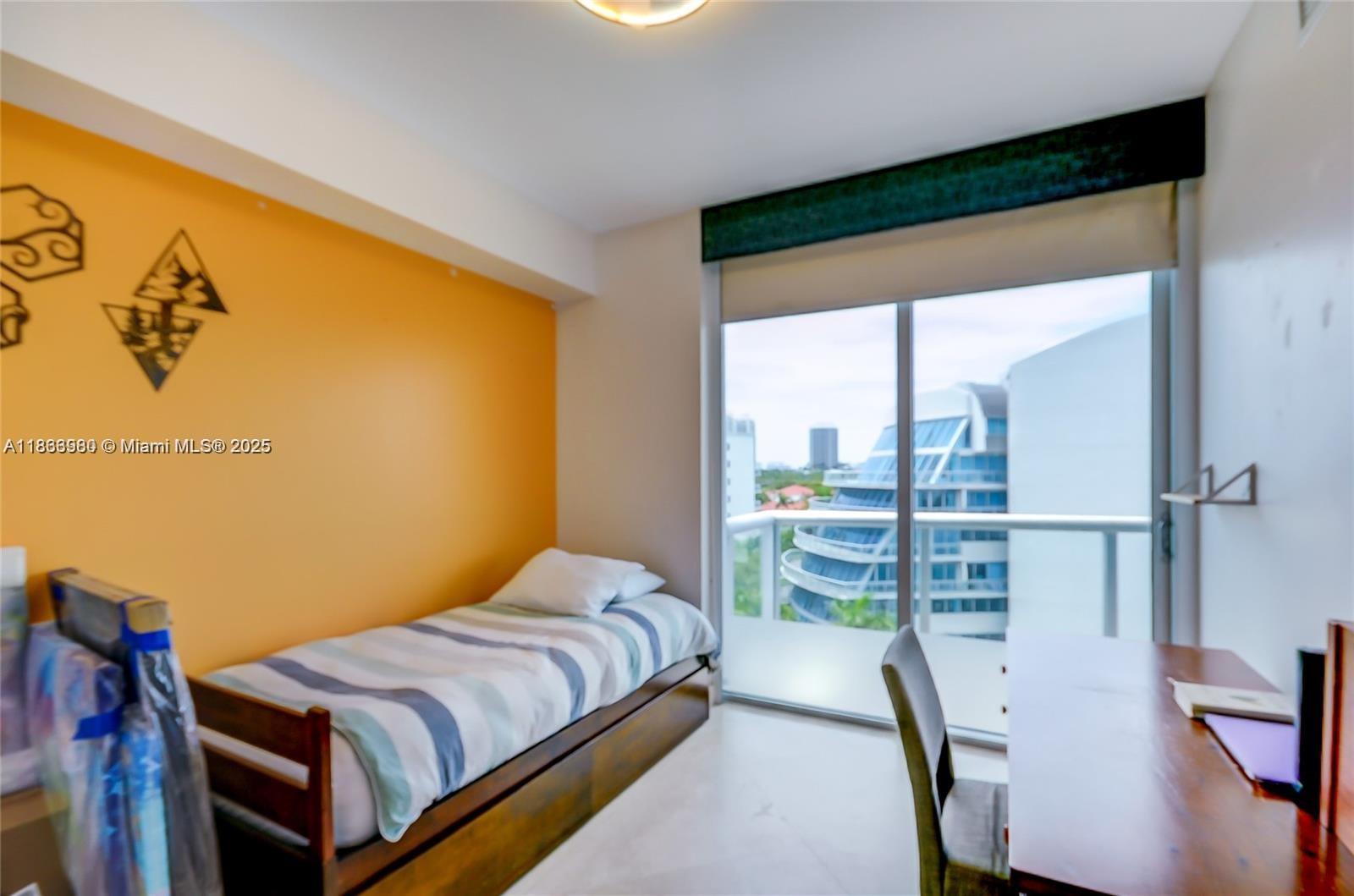 THE ATRIUM AT AVENTURA CO - Residential Lease