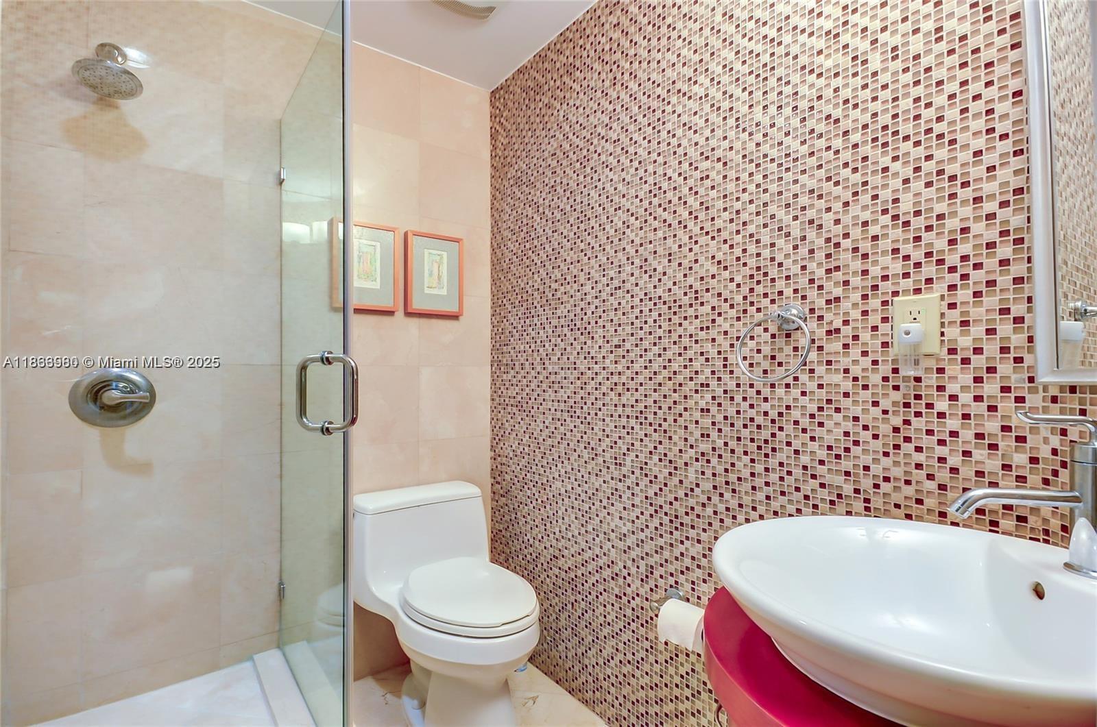 THE ATRIUM AT AVENTURA CO - Residential Lease