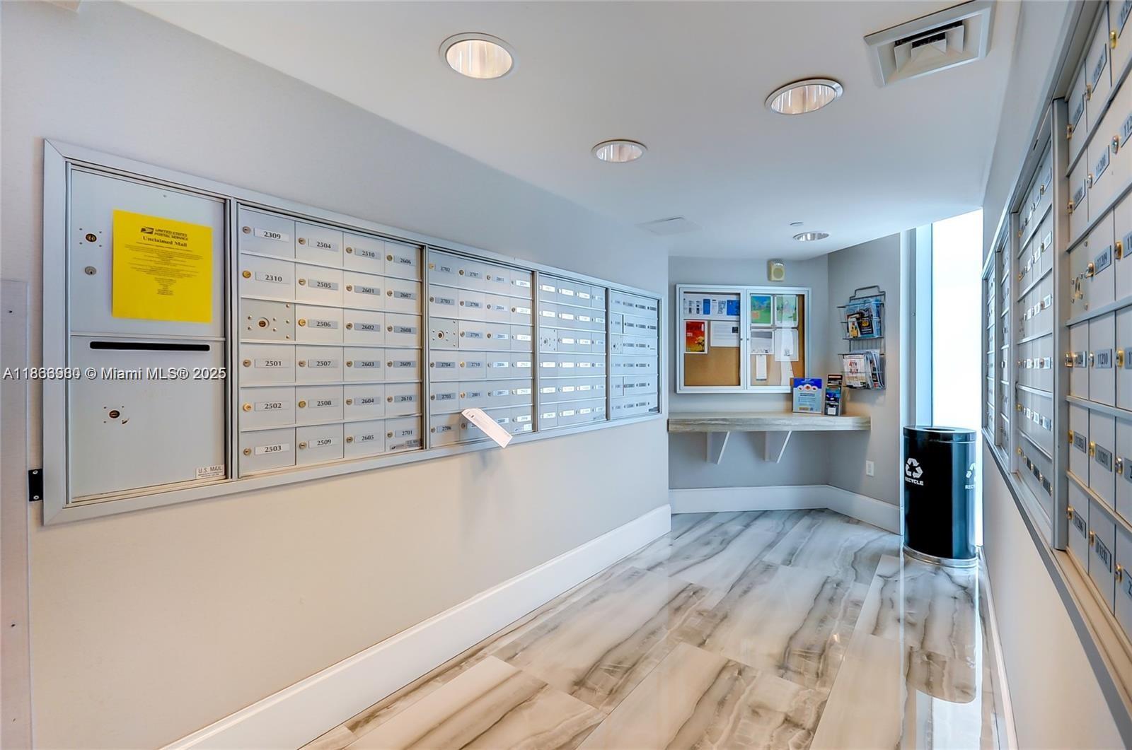 THE ATRIUM AT AVENTURA CO - Residential Lease