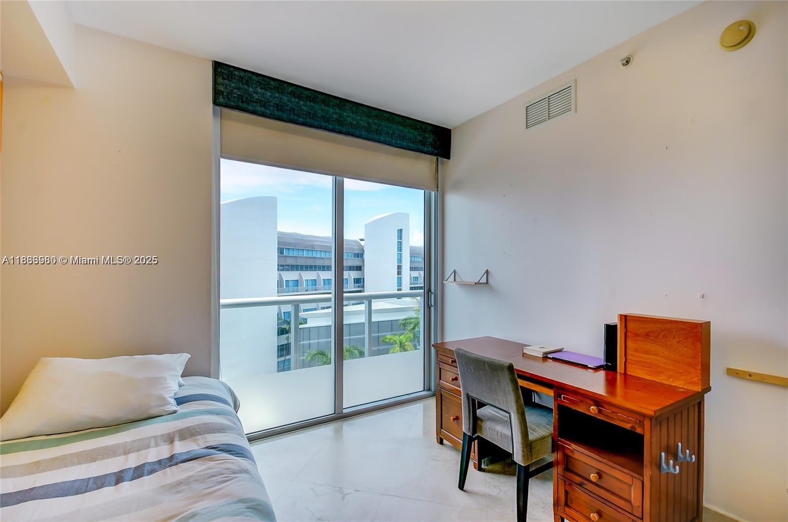 THE ATRIUM AT AVENTURA CO - Residential Lease