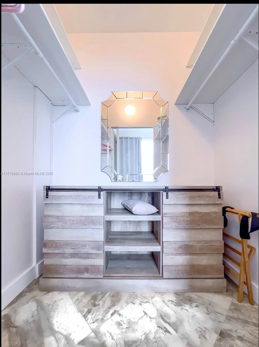 MOORINGS AT LANTANA CONDO - Residential Lease