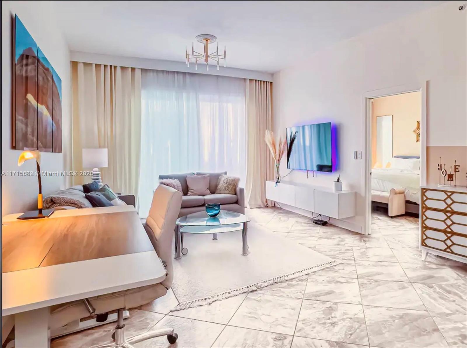 MOORINGS AT LANTANA CONDO - Residential Lease