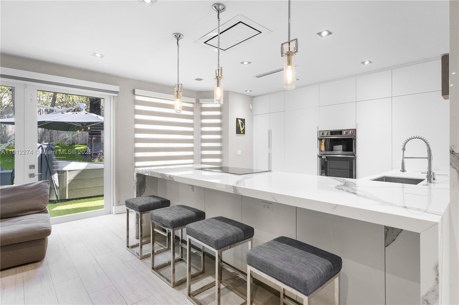 DORAL ISLES CAYMAN - Residential