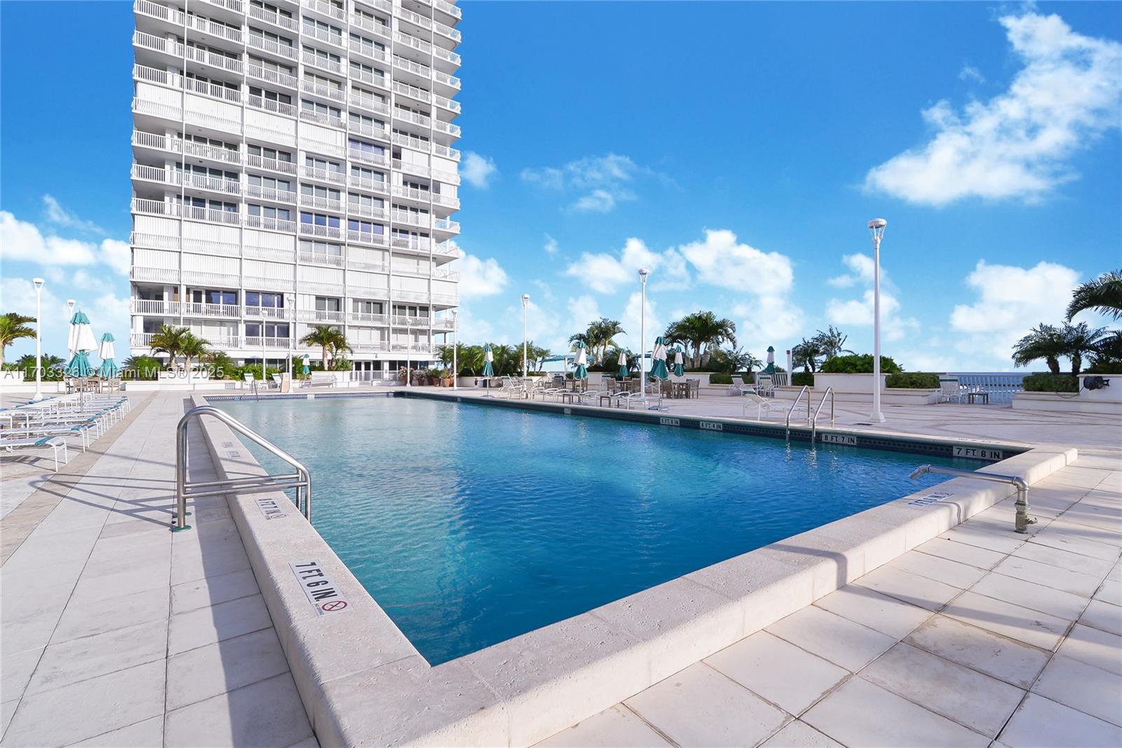 POINT OF AMERICAS II - Residential