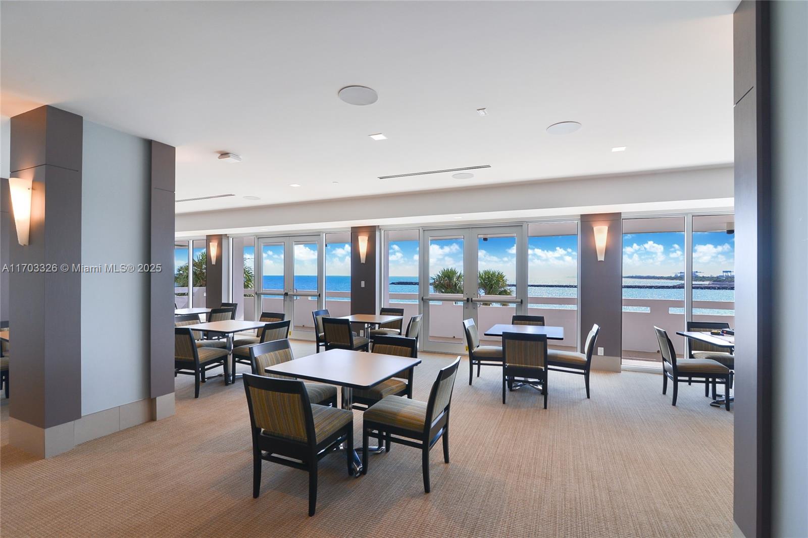 POINT OF AMERICAS II - Residential