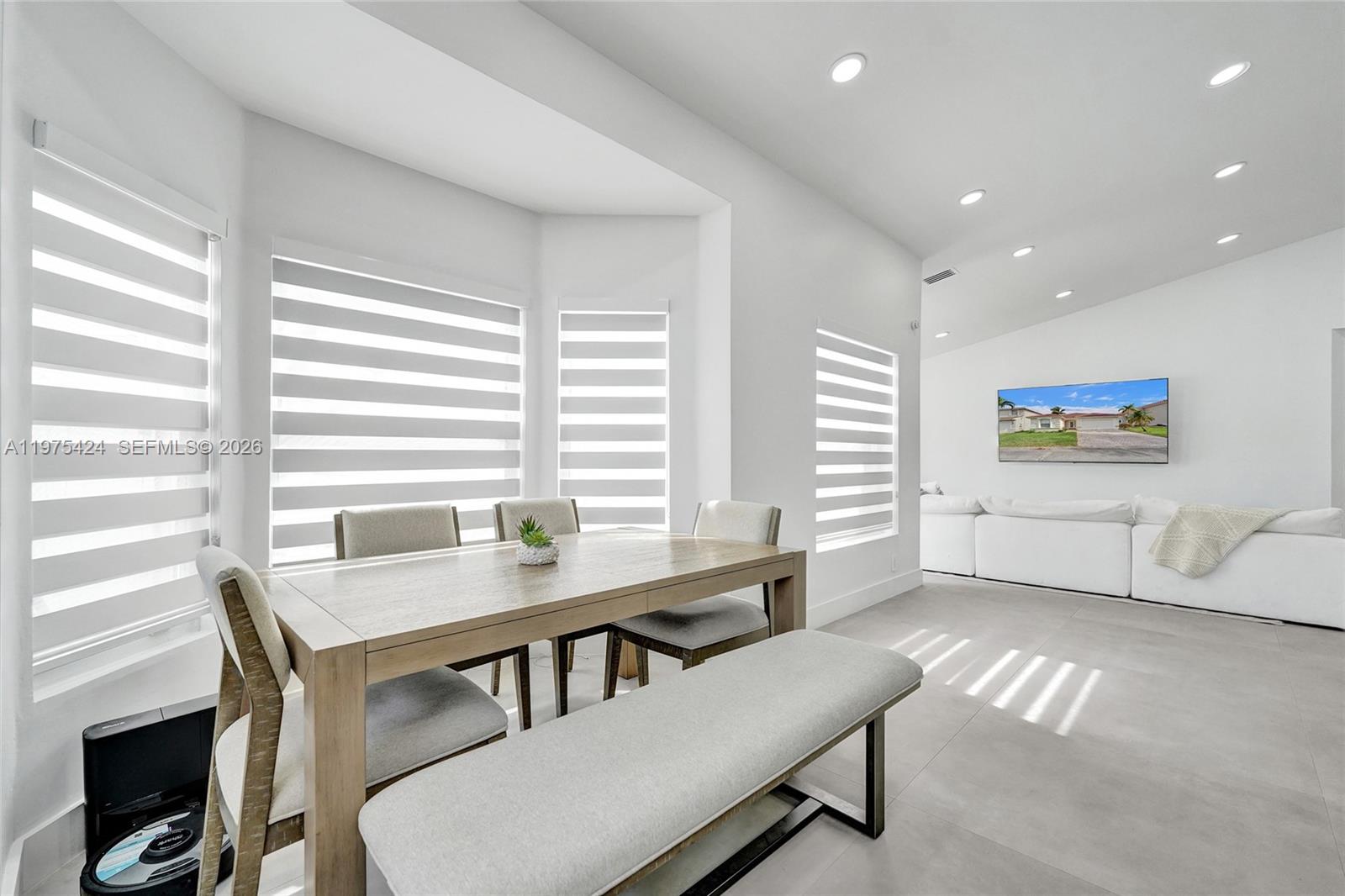 BANYAN OAKRIDGE PLAT - Residential