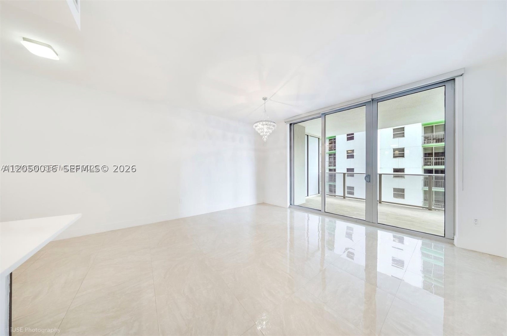 488 NE 18th St 2304