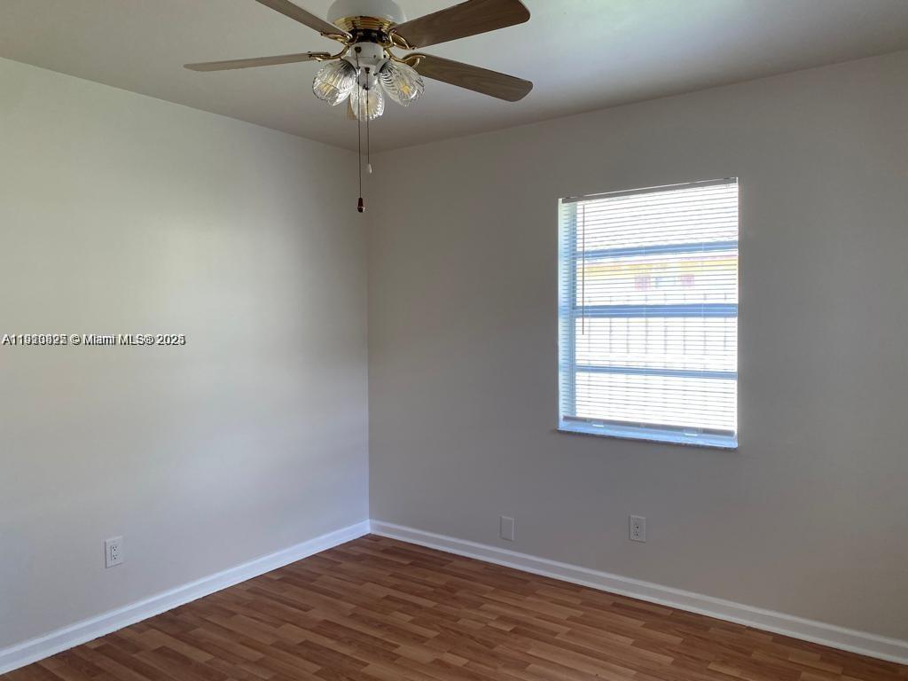 CORAL SPRINGS VILLAGE GRE - Residential Lease