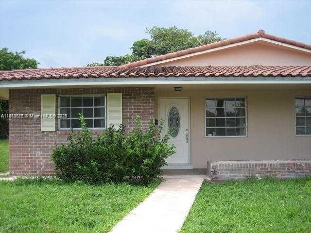 CORAL SPRINGS VILLAGE GRE - Residential Lease