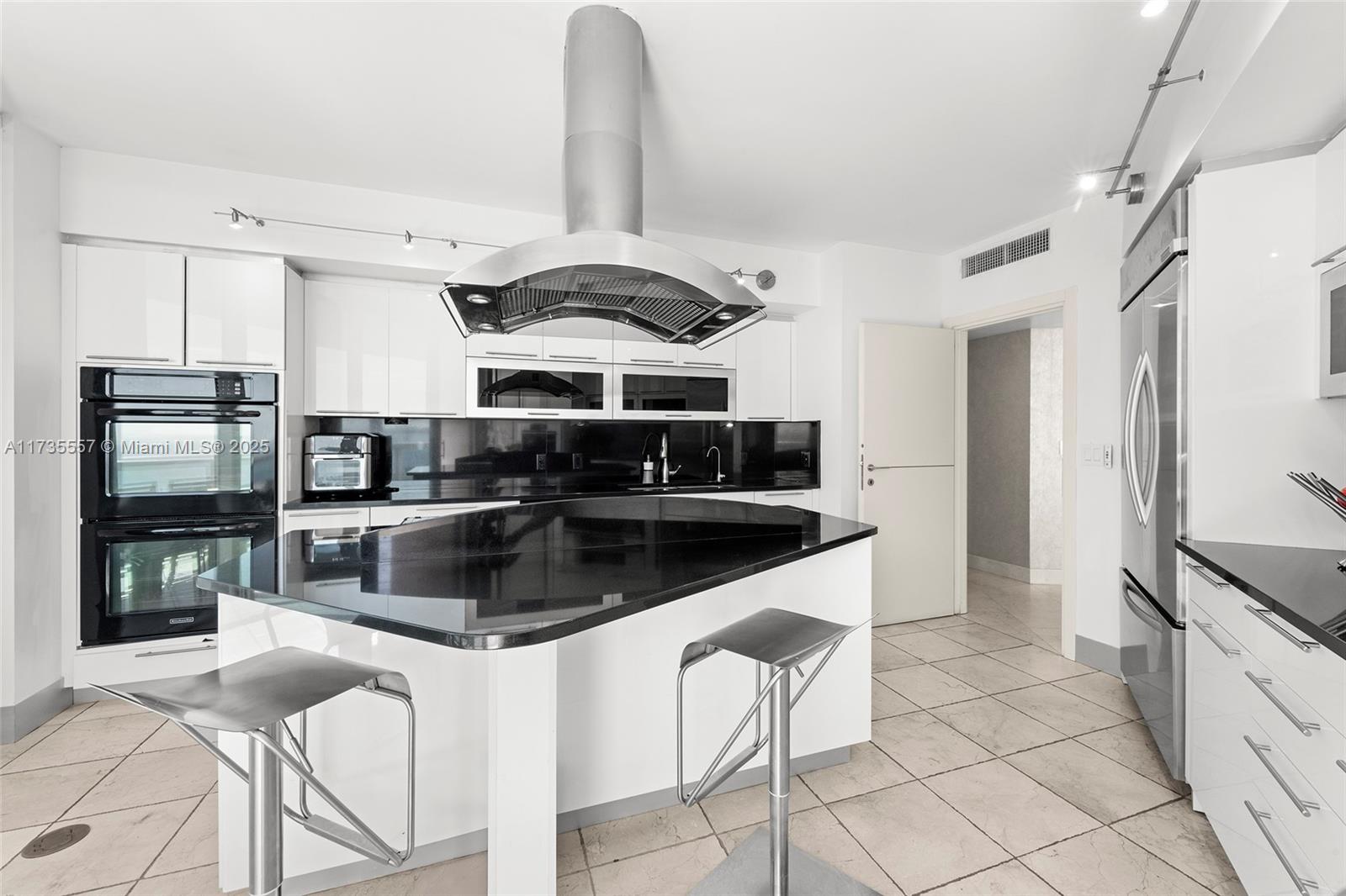 BRISTOL TOWER CONDO - Residential