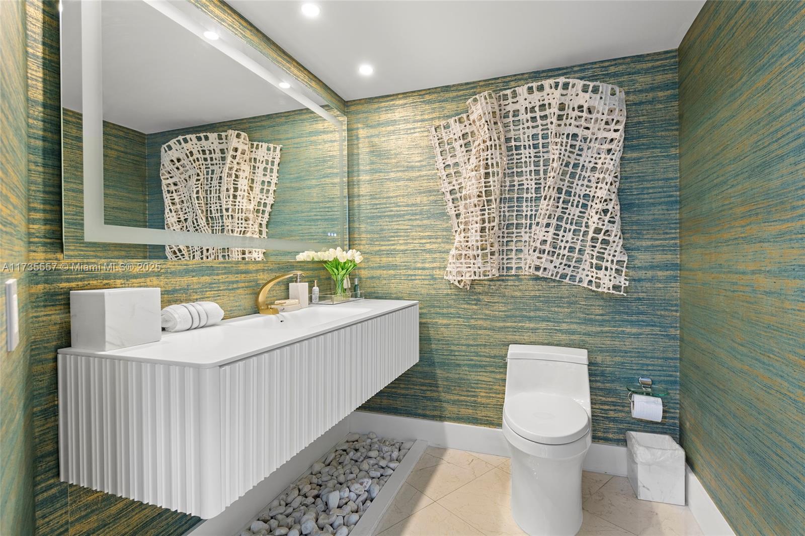 BRISTOL TOWER CONDO - Residential