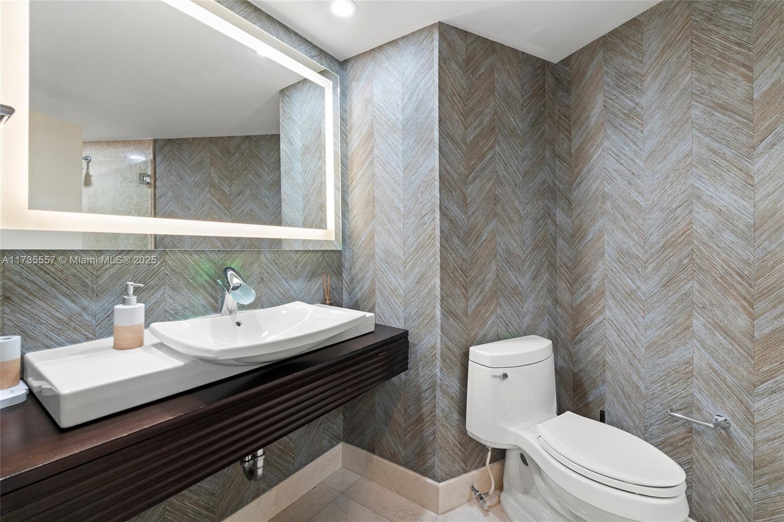 BRISTOL TOWER CONDO - Residential
