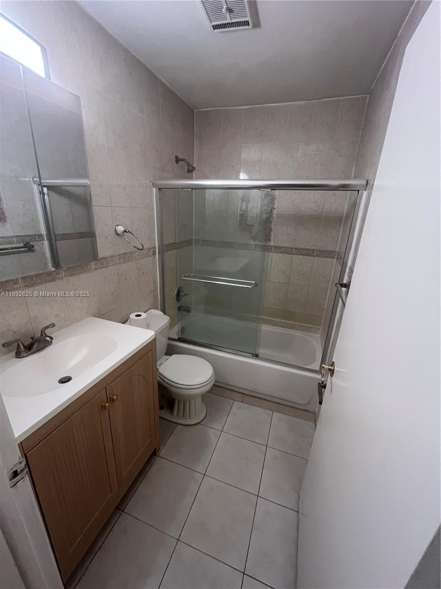 EL PRADO BY THE LAKE - Residential Lease